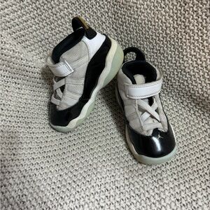 Nike Air Jordan 6 Rings Shoes‎ White CW6997-100 Size 7C Toddler/Baby